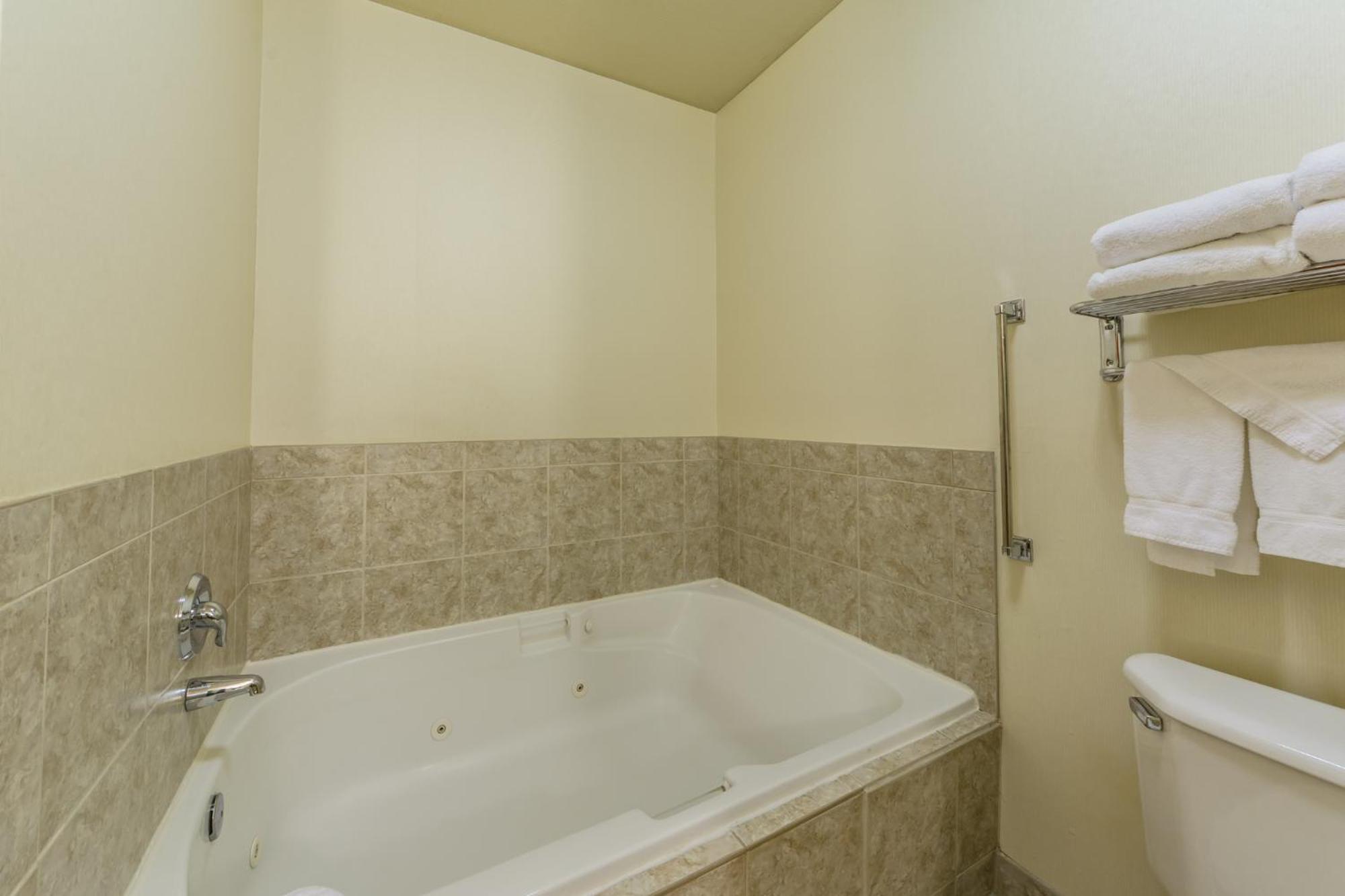 Triple Play Resort Hotel & Suites Hayden Ruang foto