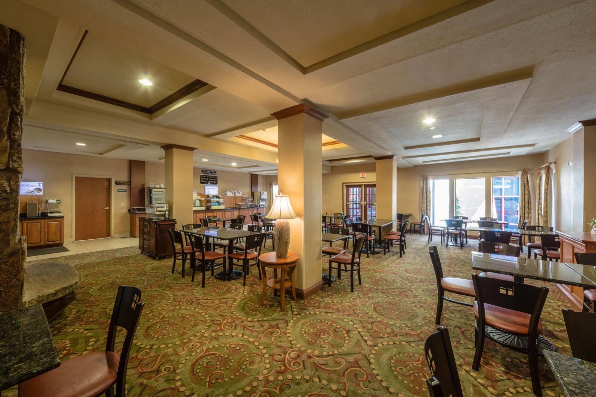Triple Play Resort Hotel & Suites Hayden Bagian luar foto